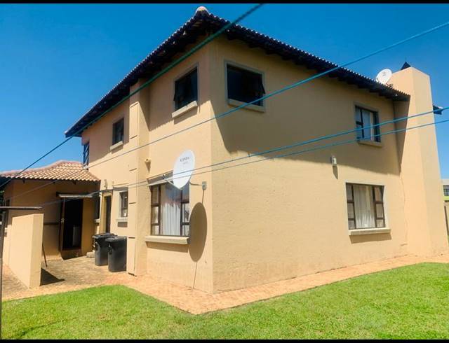 4 BEDROOM HOUSE FOR SALE IN SAVANNAH COUNTRY ESTATE